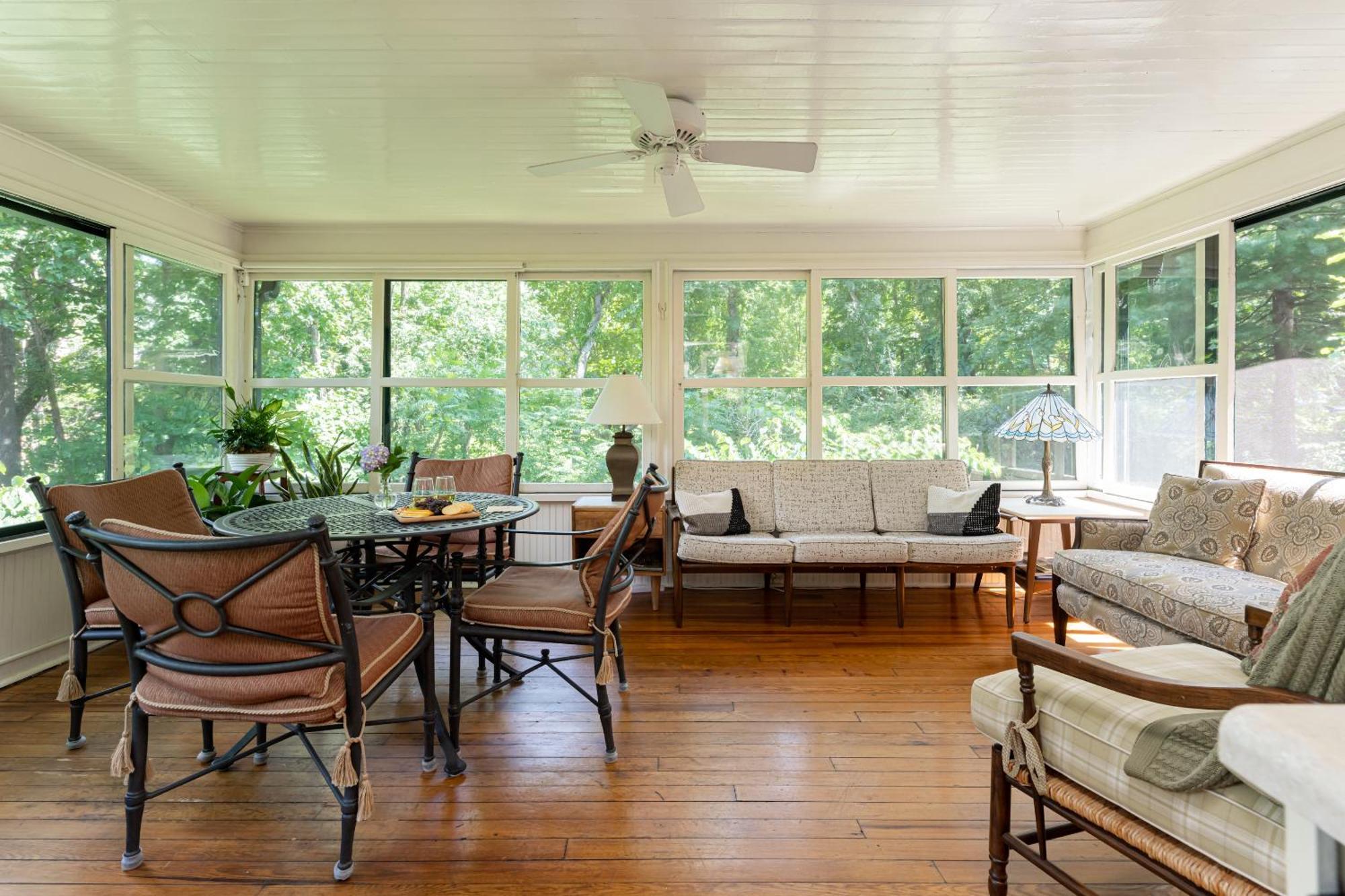 Pinecrest Bed & Breakfast Asheville Exterior foto