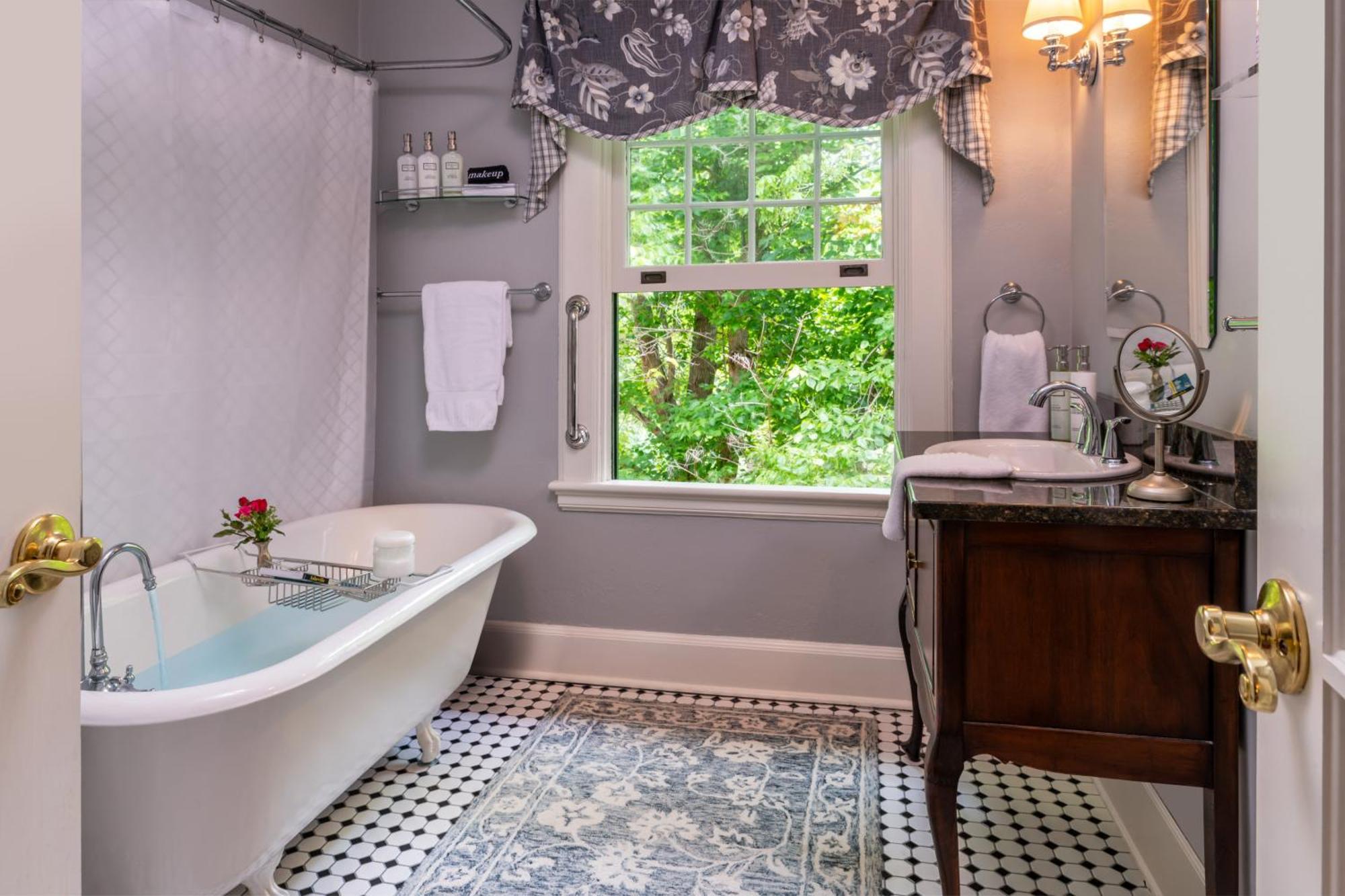 Pinecrest Bed & Breakfast Asheville Exterior foto