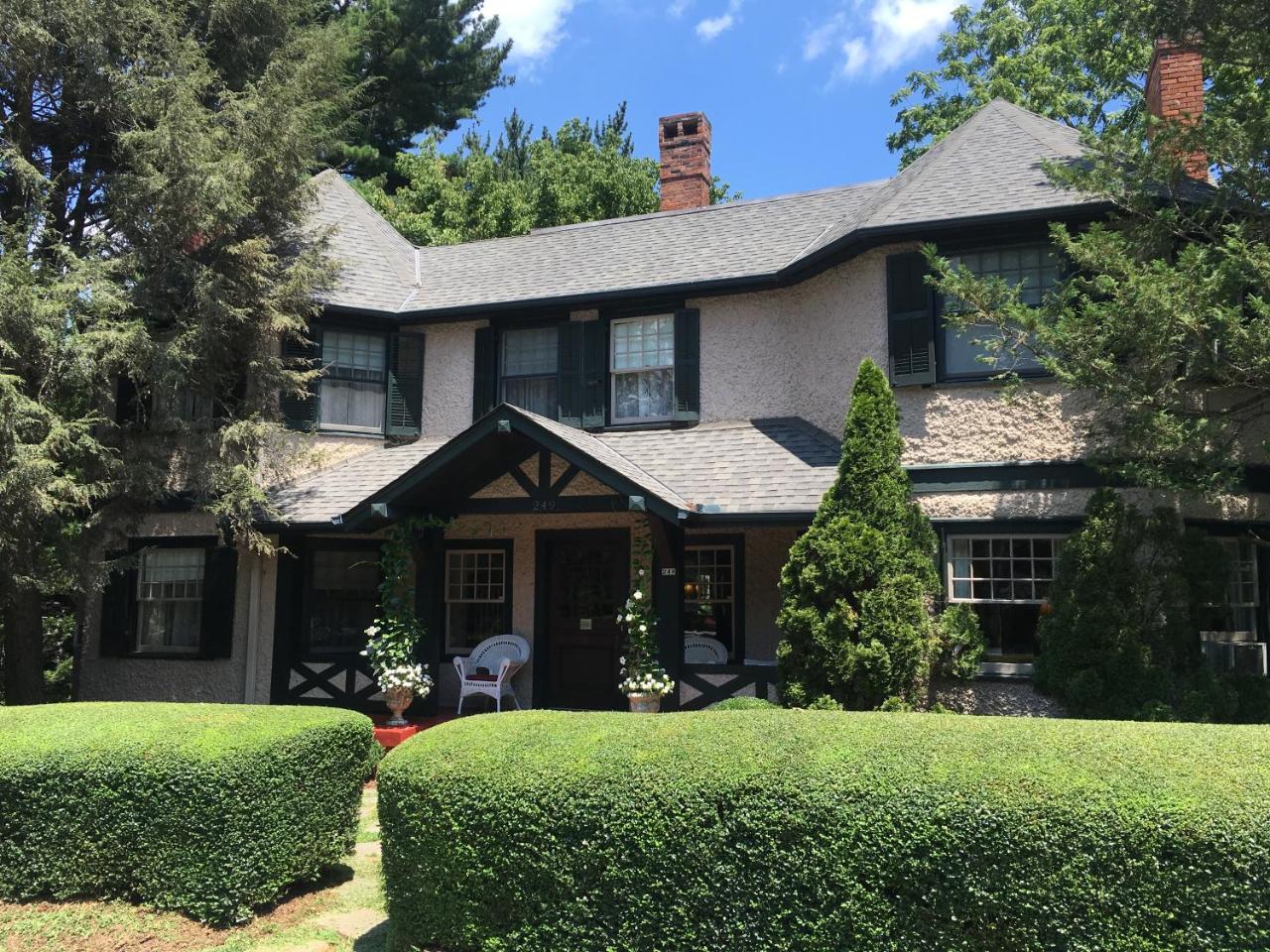 Pinecrest Bed & Breakfast Asheville Exterior foto